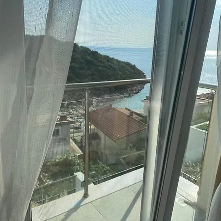 Chrystal Boutique Apartment